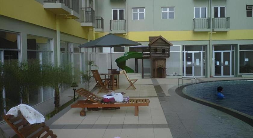 Oyo 3091 The Metro By Ananda Hotel