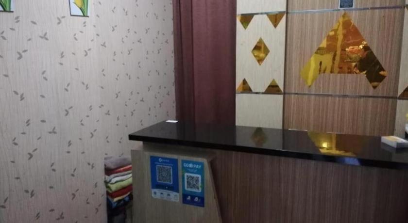 Oyo 3091 The Metro By Ananda Hotel 2*