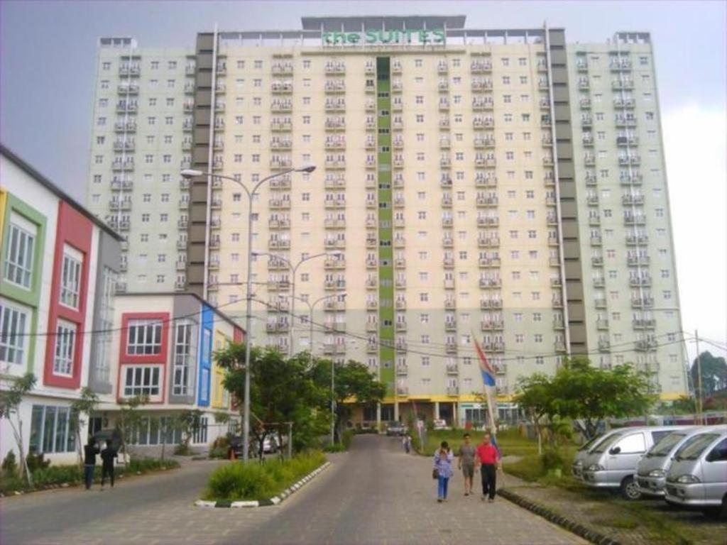 Oyo 3091 The Metro By Ananda Hotel